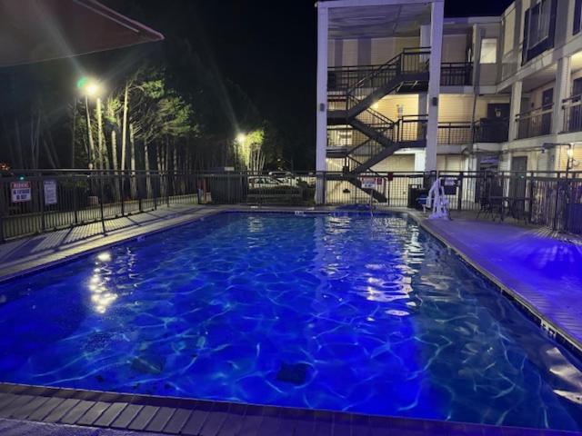 Days Inn By Wyndham Marietta-Atlanta-Delk Road Bagian luar foto