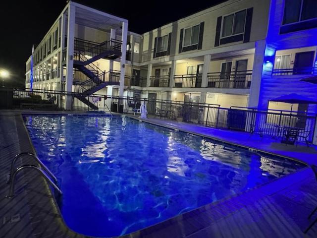 Days Inn By Wyndham Marietta-Atlanta-Delk Road Bagian luar foto